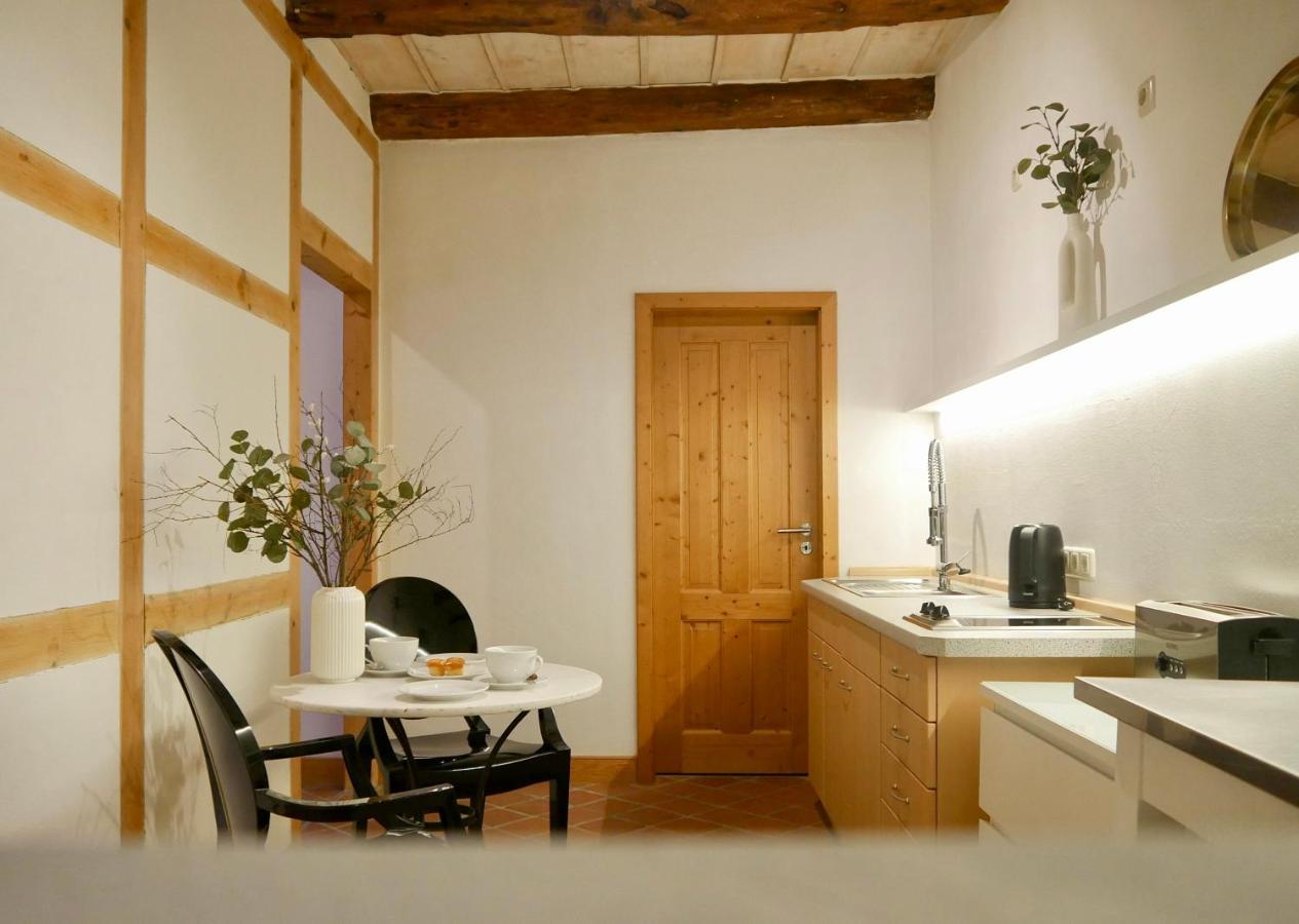 Zentrales Altstadt - Apartment In Lueneburg Mit Terrasse & Parkplatz Esterno foto